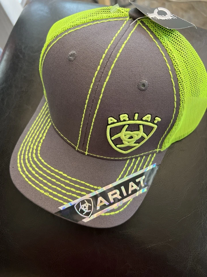 Ariat Mens Green/Grey Off-Set Adjustable Trucker Hat!! - Image 4 of 4