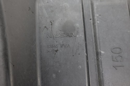 Guardabarros delantero izquierdo Nissan Titan 2020-2024 revestimiento interior protector contra salpicaduras OEM - Imagen 10 de 11
