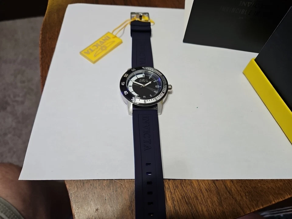 Reloj para hombre Invicta Specialty cuarzo esfera negra 45 mm 34013 correa azul oscuro $199 Foto 4 de 4