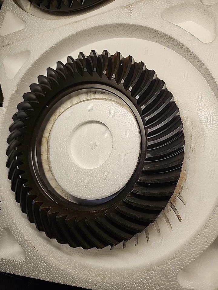 Piñón anillo delantero y trasero Toyota Tacoma TRD ProV6 2022 fabricante original 40 k millas relación de stock Foto 3 de 4