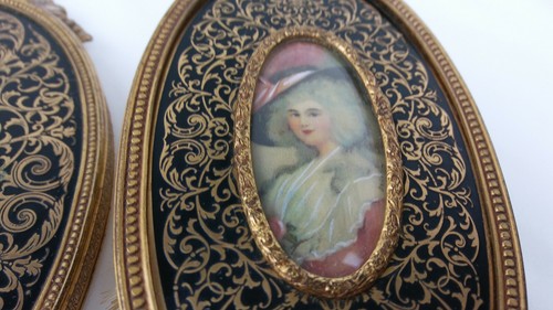 Beautiful Rare Antique Apollo Vanity Hand Mirror & Brush Set - Picture 7 of 12