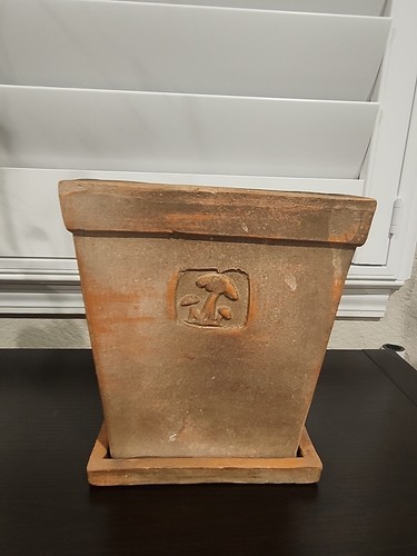 Mikasa 9.5" Terracotta Vase - Bild 1 von 5