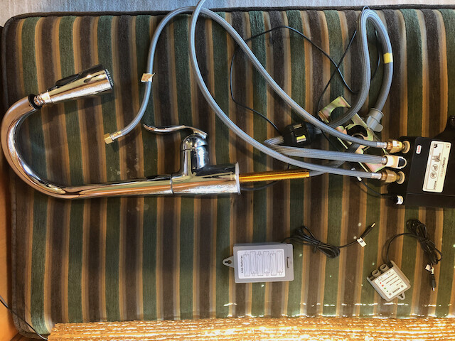 Moen Arbor MotionSense Kitchen Faucet Model: 7594EWC | eBay