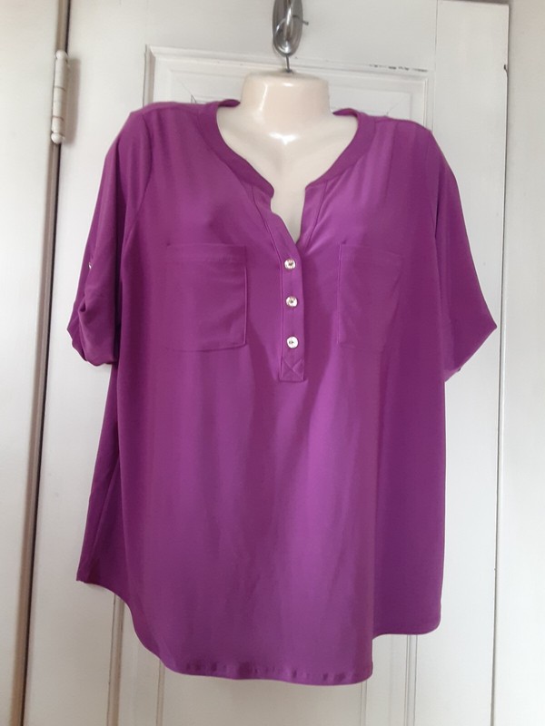 Anne Klein Woman's Short Sleeve Top Size 1X   NEW WITH TAGS