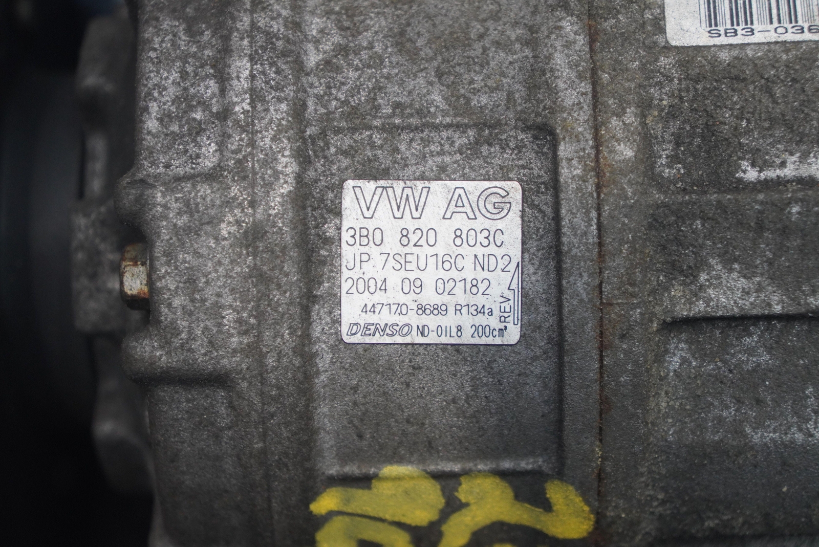 AC Air Conditioning Compressor 3B0820803C OEM Bentley Continental GT 2005