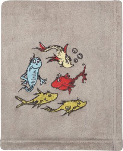 Trend Lab Dr. Seuss One Fish Two Fish 4Piece Crib Bedding Set Nursery Baby Set - Picture 9 of 9