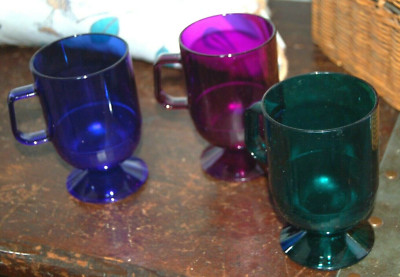 Tupperware Acrylic Deluxe Mugs 3 pc Set in Jeweltone Colors New!