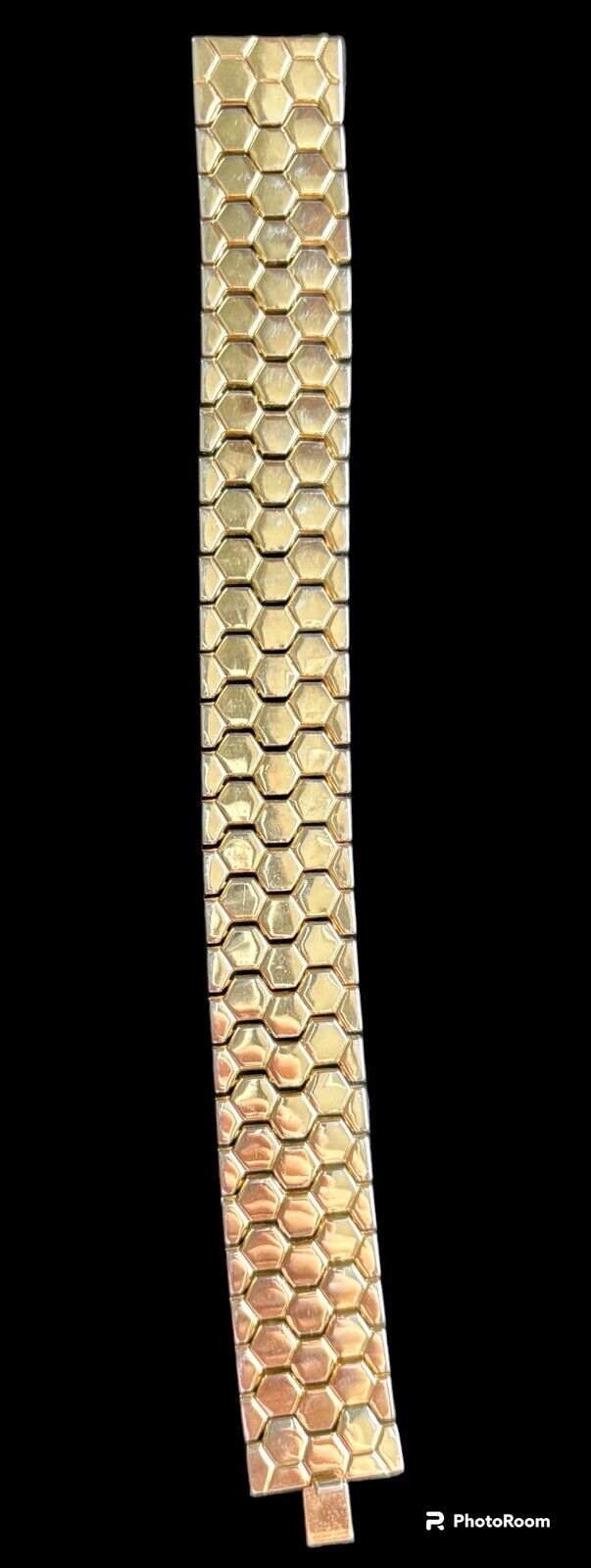 Vtg Crown Trifari Honey Comb Tessellated Gold Ton… - image 1