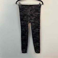 Spanx Look at Me Now Seamless Camo Leggings Woman Size Large