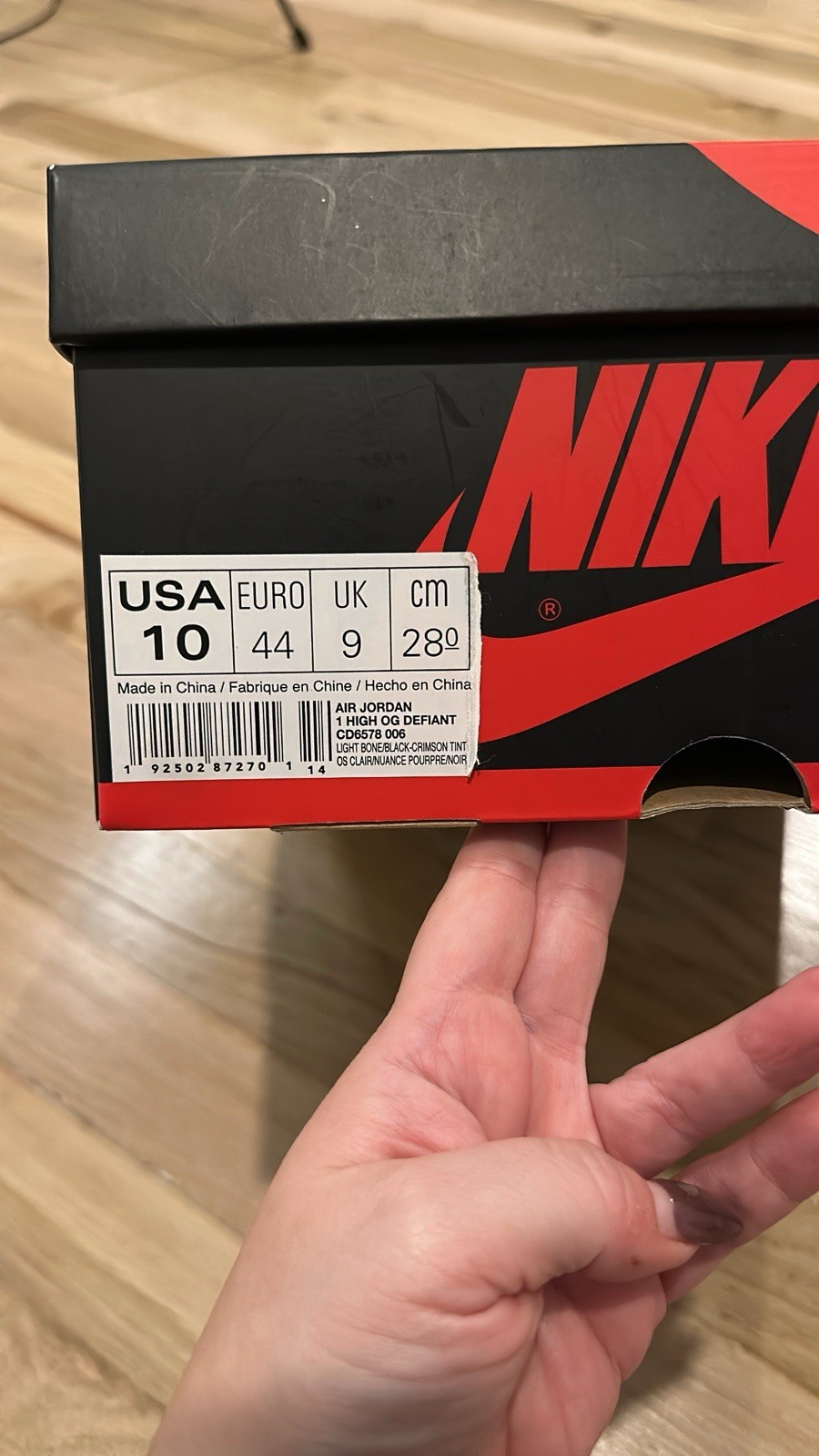 Air Jordan 1 Retro High OG Defiant SB