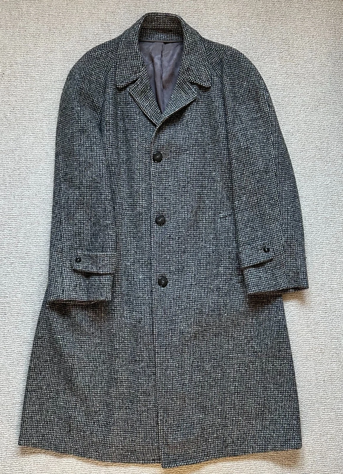 Vintage Men's Harris Tweed Overcoat. L/XL image 1