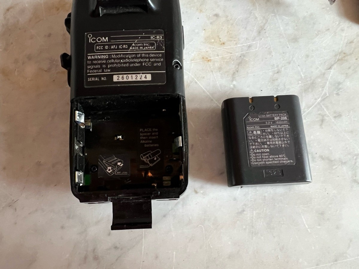 ICOM IC-R3 Communications wideband Receiver with Antenna & Manual