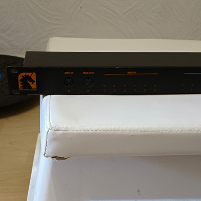 Mark of the Unicorn Midi Express PC MIDI-Schnittstelle Rack SMPTE I/O Pedal