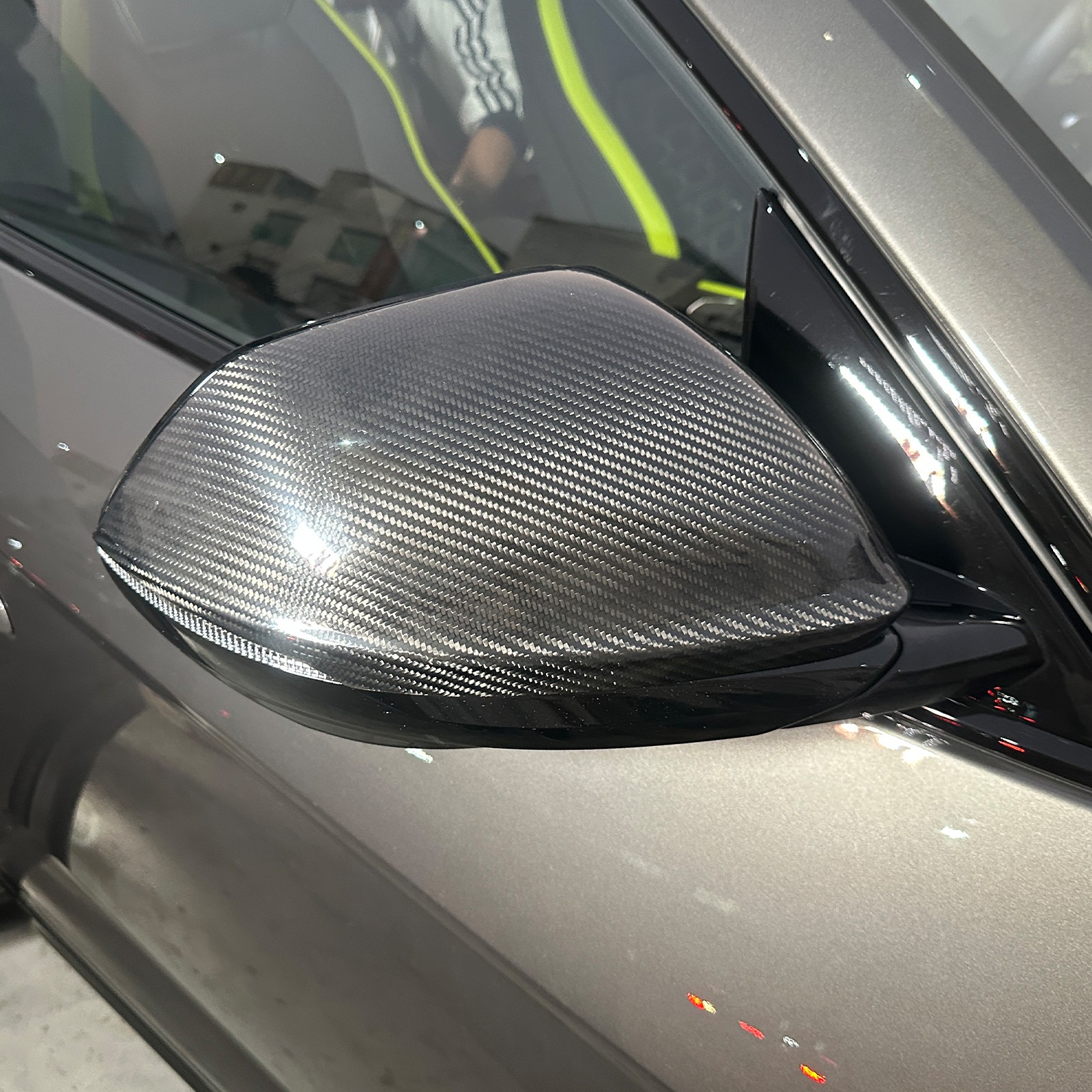 Real Carbon Fiber Side Mirror Cap Trim Cover Fits Lamborghini Urus 2018-2024