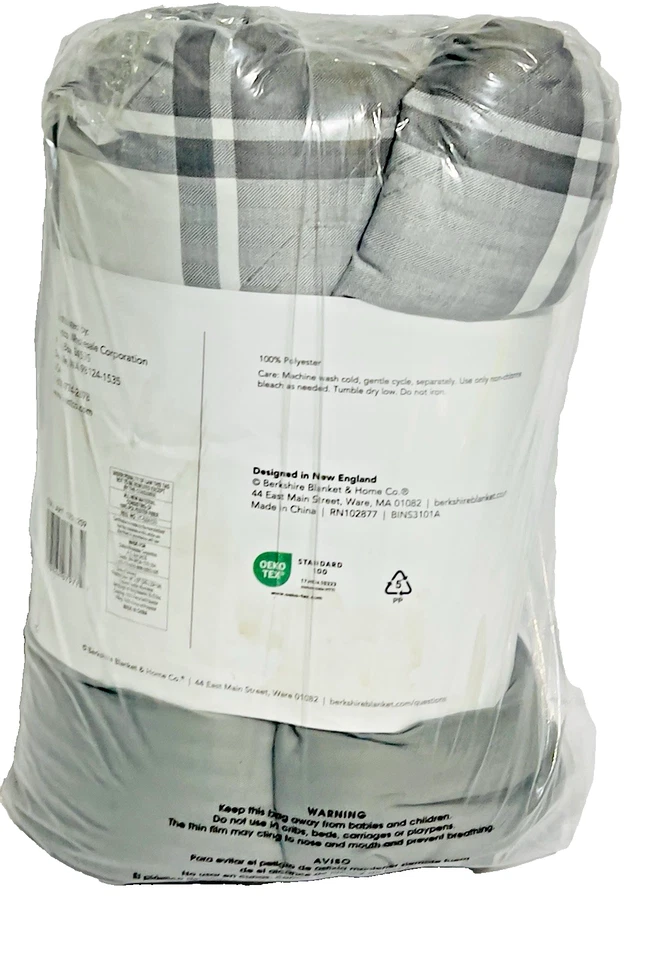 Berkshire Herringbone Down Alternative Filled Blanket Queen Size - Image 2 of 3