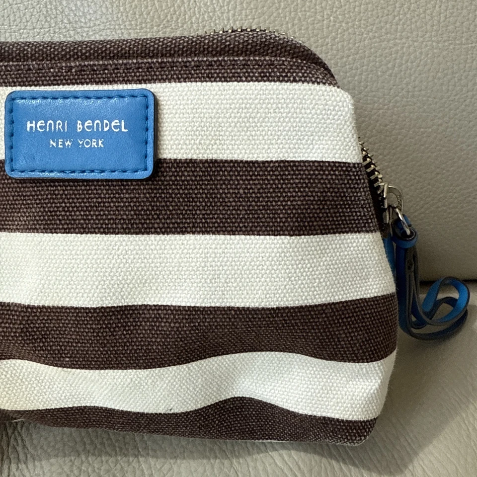 Estuche de maquillaje de lona a rayas marrón/crema HENRI BENDEL Foto 2 de 4