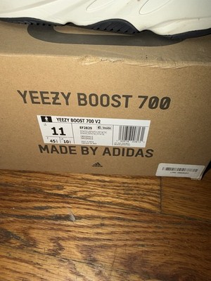 adidas Yeezy Boost 700 V2 Static Gray/White Low Top Men's Sneakers EF2829