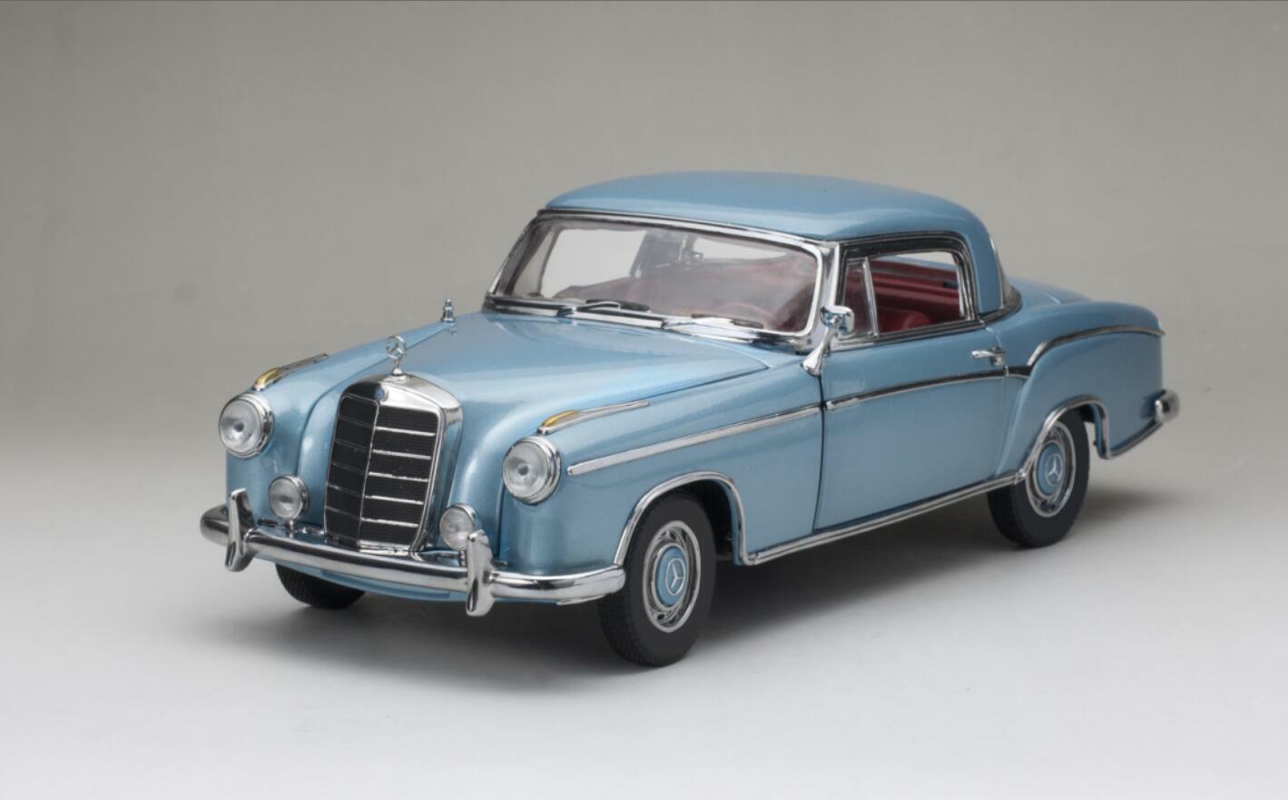 1958 MERCEDES-BENZ 220 SE COUPE in 1:18 scale by Sun Star by Sun Star