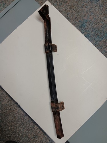 Datsun Door Window Guides - Picture 2 of 4