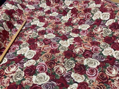 Tissu Gobelin Jacquard Motifs Roses Bordeaux - Largeur 1.40 M Longueur 40 M