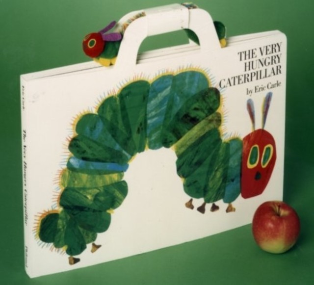The Very Hungry Caterpillar: Giant Board Book - Eric by Eric Carle (HB 2003) - Image 6