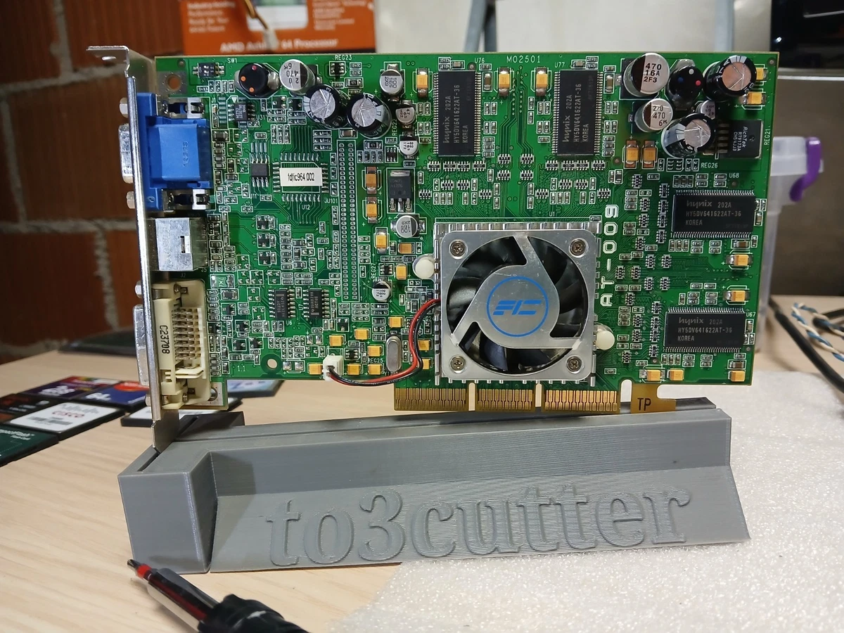 Carte graphique ATI Radeon 7000 64MB