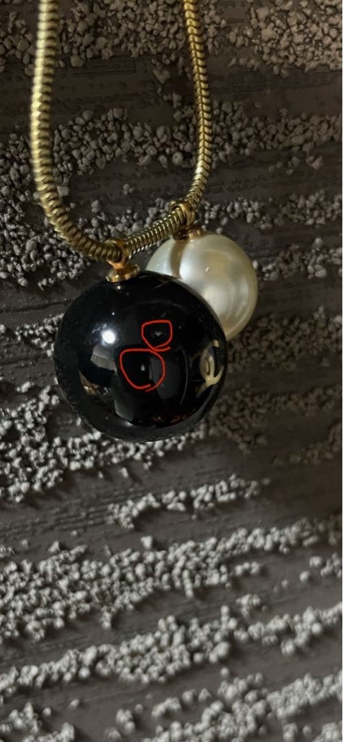 Chanel Pearl Necklace Black White Metal Ball Pendant Adjustable Used thumbnail 5