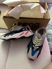 Yeezy Boost 700 V1 Men s Low Top Lace-Up Colo...