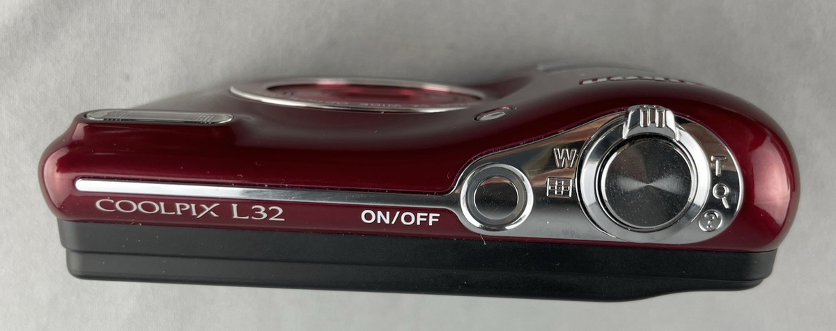 Nikon COOLPIX L32 Digital Camera, Box Red 20.1 MP 5x Zoom 2GB SD