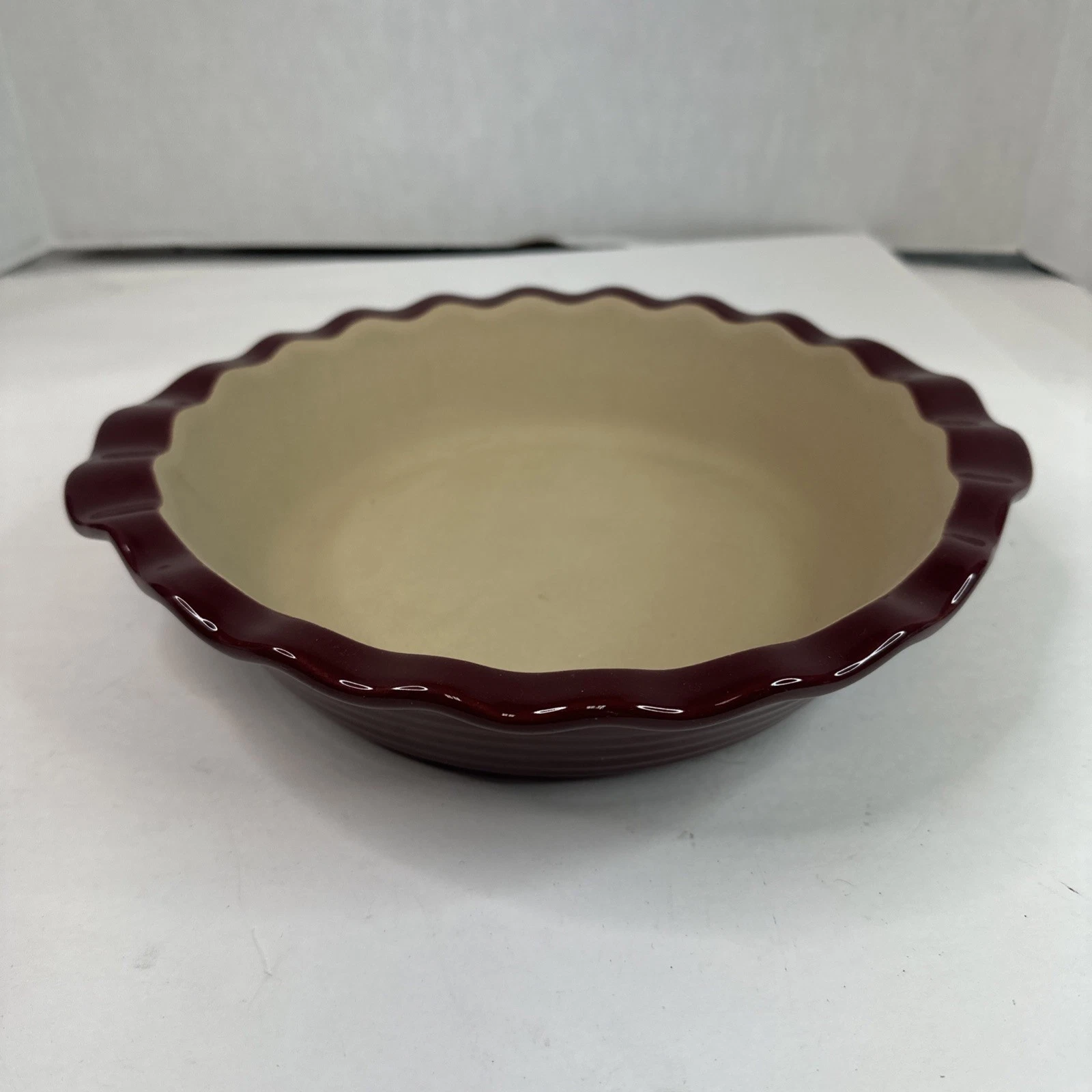 PAMPERED CHEF Family Heritage Stoneware Deep Dish Cranberry PIE PLATE 11"