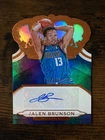 2018-19 Panini Crown Royale - Crown Rookie Autographs Jalen Brunson #CR-JBS /149