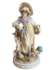 Groupe Figurine Paysanne avec Poules en porcelaine de Volkstedt group porcelain