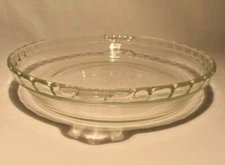 #229 PYREX CLEAR PIE PLATE w/ SCALLOPED HANDLES AND FLUTED EDGES **VINTAGE**