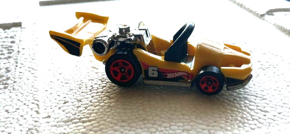 2013 Mattel Hot Wheels Let's Go  Yellow Diecast Race Car Toy Vehicle Model