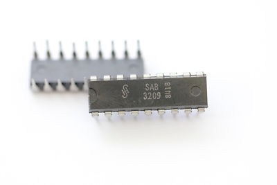 1 x SAB3209 SIEMENS INTEGRATED CIRCUIT NOS(New Old Stock)1PC C524BU12f240425