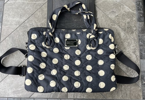 Marc Jacobs Black Messenger Bag Padded Laptop Sleeve Nylon Polka Dots - Picture 2 of 8