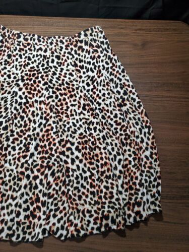 PREMISE SKIRT Women's Size PXL animal print flared midi flowy Stretch - Picture 4 of 10