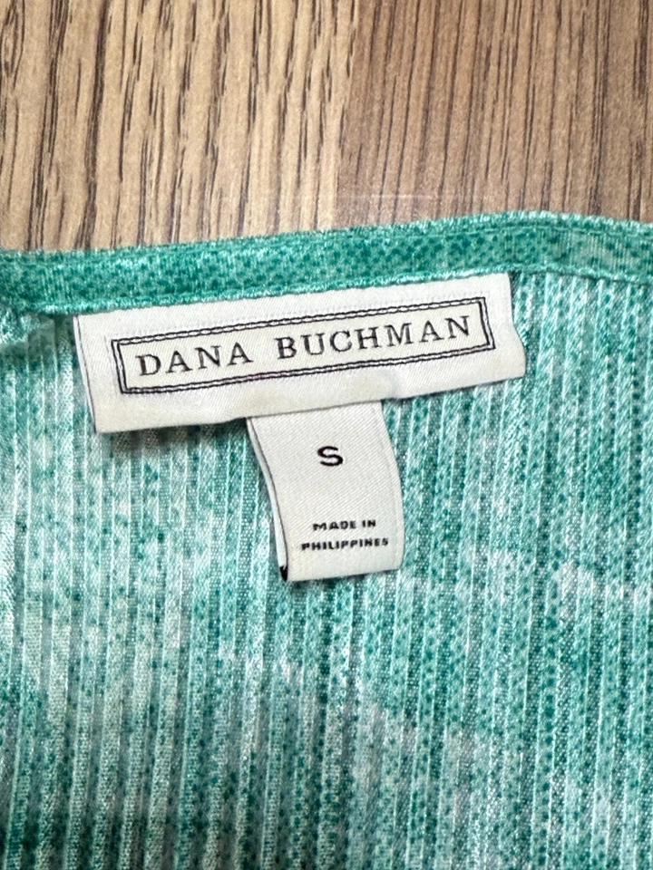 Рубашка Dana Buchman, женский размер маленький, зеленый, короткий рукав, v-образным вырезом - Изображение 3 из 4