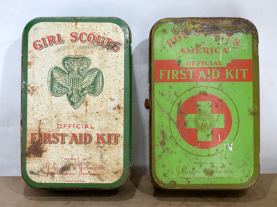 Vintage Boy and Girl Scouts Official First Aid Kit Tin J&J Red Cross w/ Contents