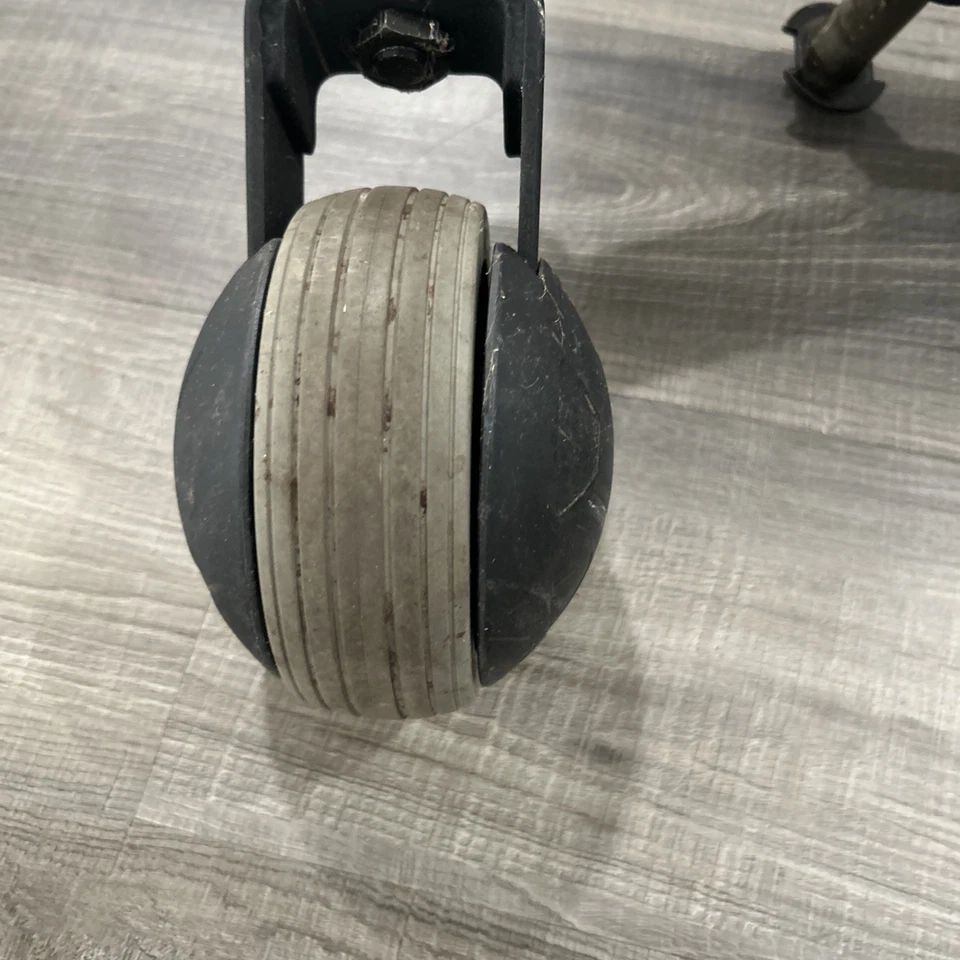 Barra de brazo y ruedas de enlace de rueda trasera Jazzy 600 Foto 4 de 4