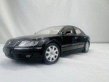 RARE AUTO ART old version 1/18 Volkswagen Pas...
