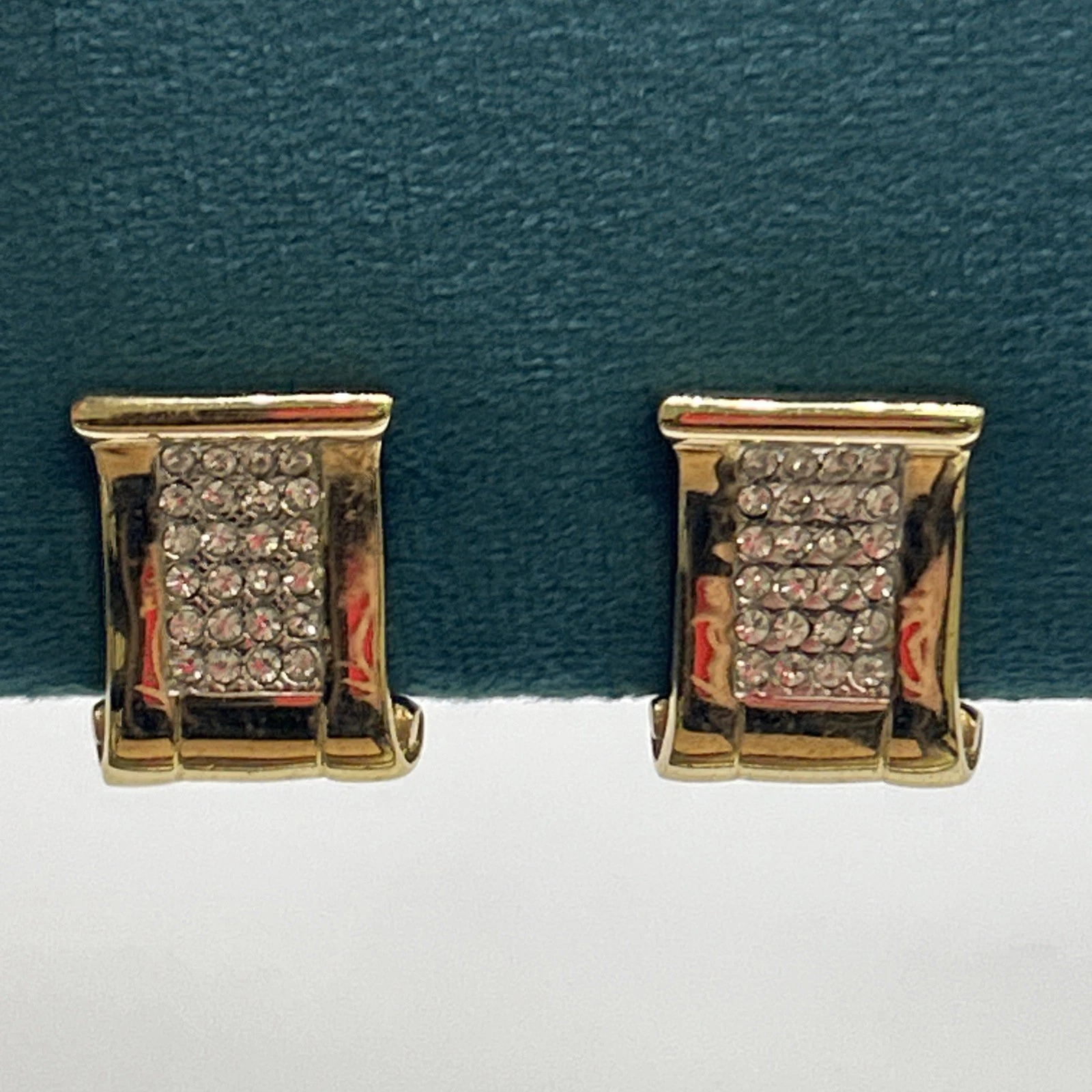 Boucle D’oreille vintage fantaisie Doré Et Strass Blanc  Clips
