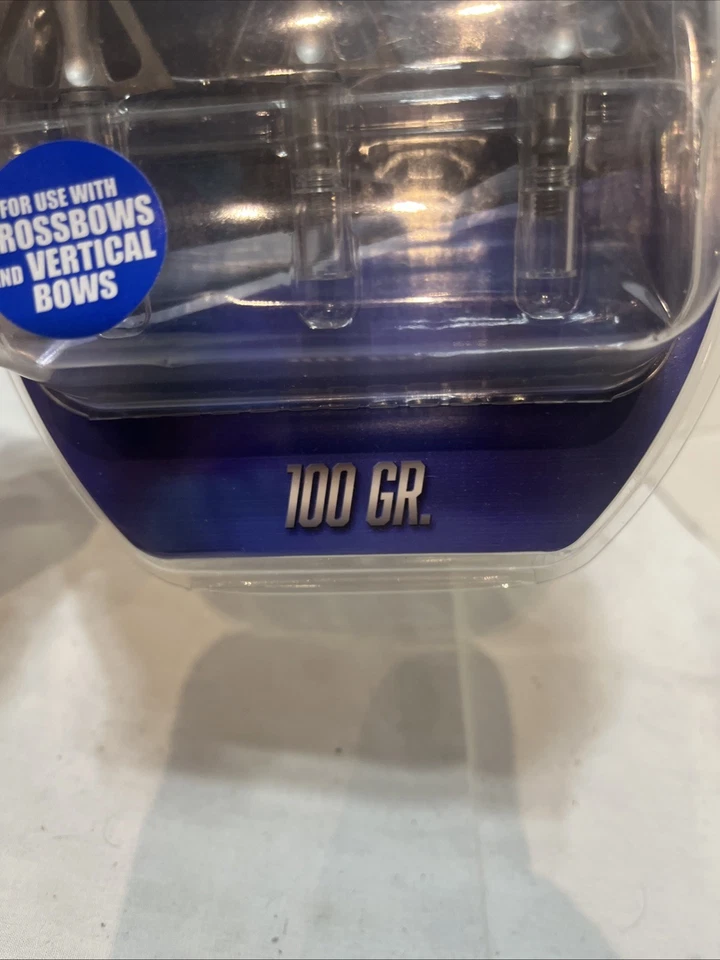 New G5 Striker V2 Fixed Blade Broadhead 3 Pack 100 Grain Model # 1802 - Image 2 of 4