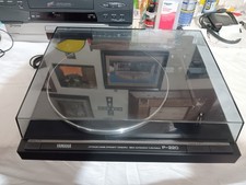 Yamaha P-220 Semi-Automatic Turntable