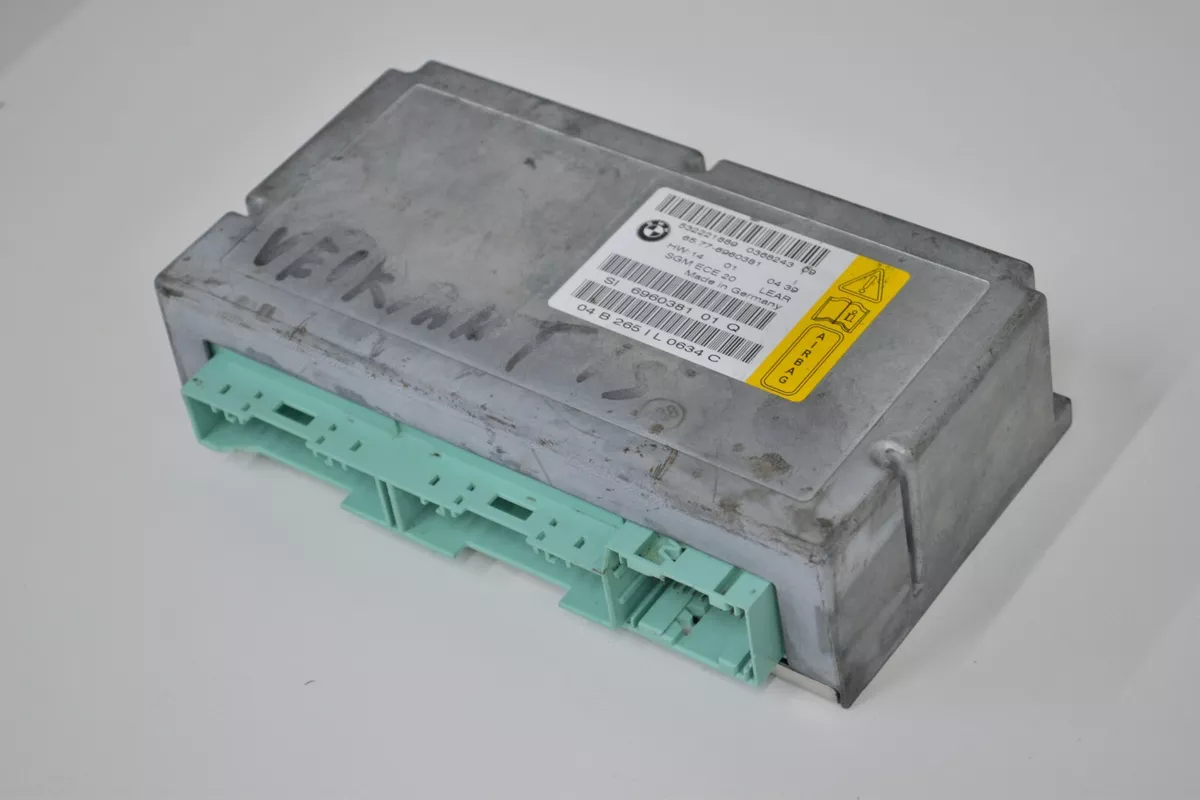 BMW 5 Series E60 E61 SGM ECE 20 AIRBAG Control Unit Module 6960381 