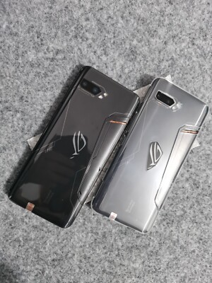 ASUS ROG Phone II  ブラックグレア　ZS660KL-BK512 ASUS ROG Phone II Dual-SIM 512GB ZS660KL-S855P-12G512G-BK B&H