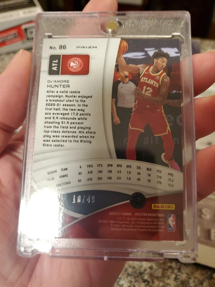 2020 Panini Spectra DeAndre Hunter Prizm 10/49 - Image 4 of 4