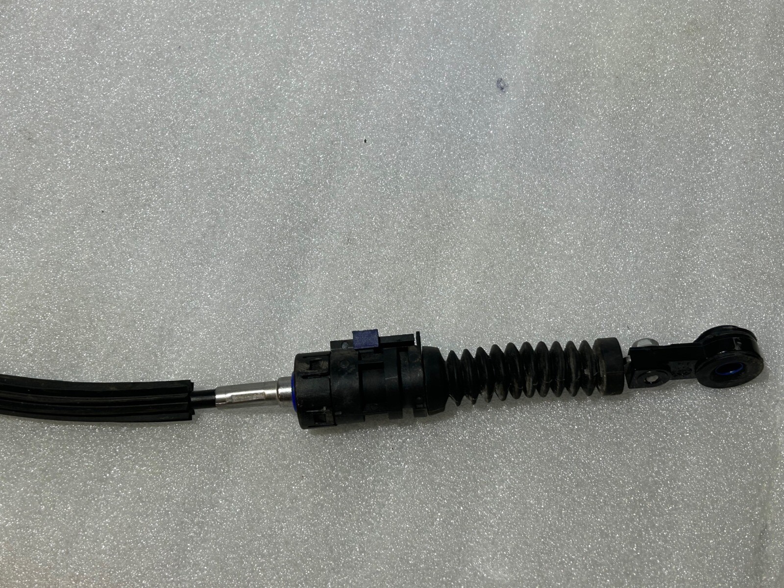 BMW X1 F48 AUTOMATIC GEAR LINKAGE GEAR SHIFT CABLE X1 100108844  