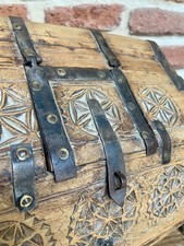 Ancien Art Populaire Coffret Bois Sculpté et Fer Forgé Indes Fin XVIIIème