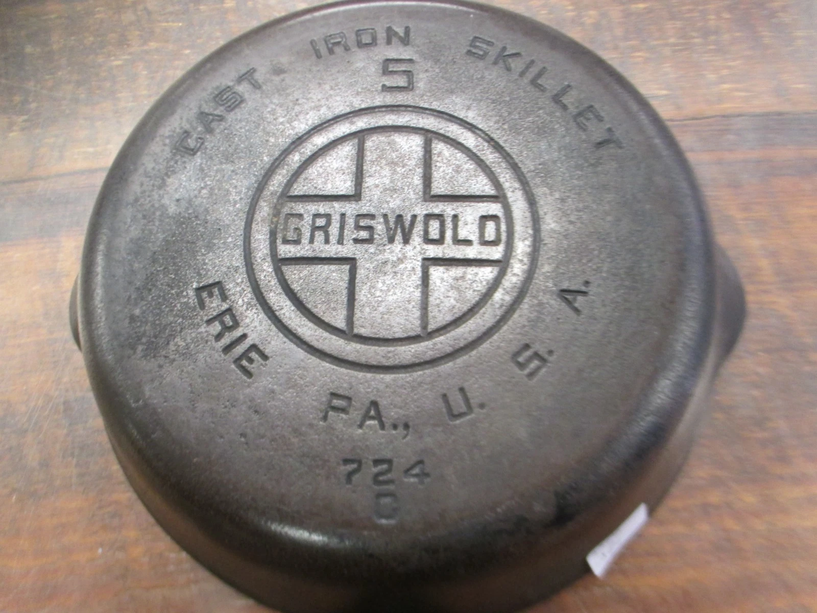 Griswold Cast Iron Skillets #5
Opens in a new window or tab